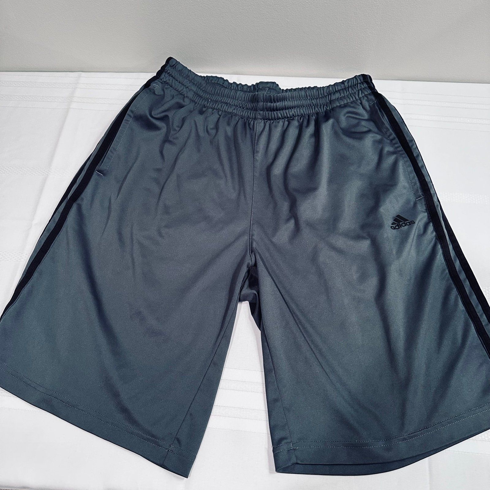 Adidas Shorts Basketball, Athletic Size M-L